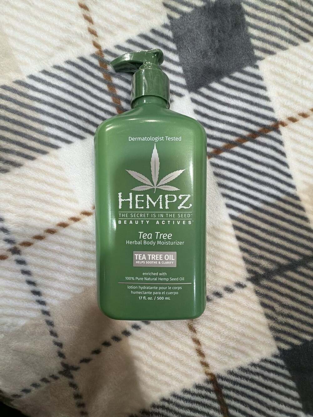 Hempz Tea Tree Herbal Body Moisturizer 17 fl. oz.